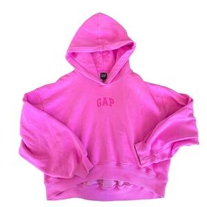 SOLD ON DEPOP GAP Cropped Washed Pink Logo Hoodie - Medium Petite 🌸